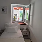 Kameni Dvori