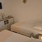 Kameni Dvori Dubrava (Sibenik-Knin)