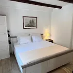 Kameni Dvori * Dubrava (Sibenik-Knin)