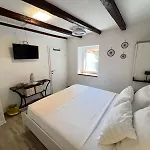 Tatil Evi Kameni Dvori *
