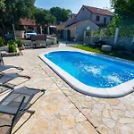Kameni Dvori Casa vacanze