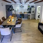 Kameni Dvori Dubrava (Sibenik-Knin)