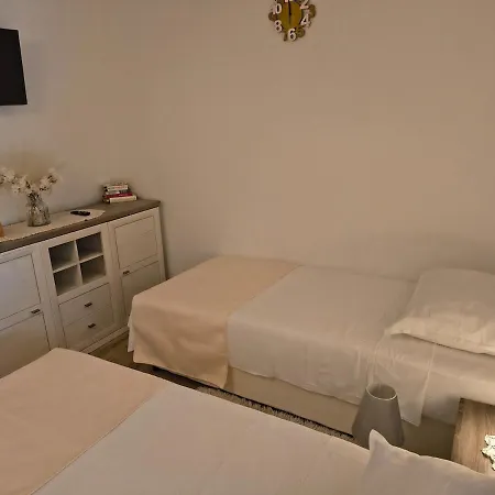 Kameni Dvori Dubrava (Sibenik-Knin)