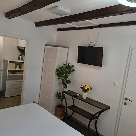 Holiday home Kameni Dvori Dubrava (Sibenik-Knin)