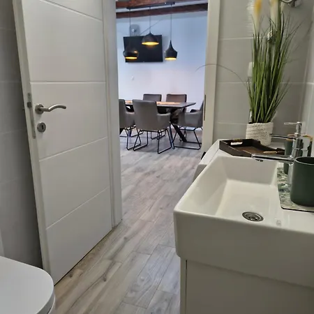 Kameni Dvori Dubrava