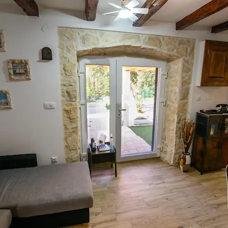 بيت للعطل Kameni Dvori *