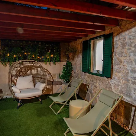 Kameni Dvori Ferienhaus Dubrava (Sibenik-Knin)