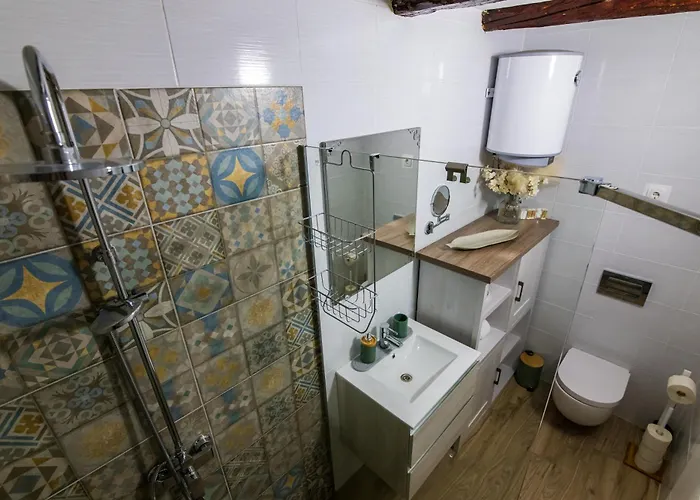 Kameni Dvori Dubrava (Sibenik-Knin)